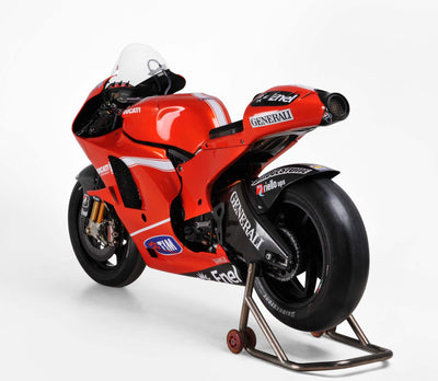 Honda Rc211V - Valention Rossi - Summer Testbike 2001 1:12
