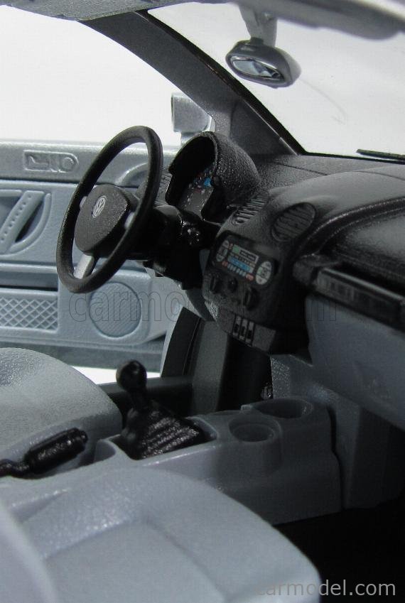 Volkswagon Newbeetle 1998 1:18