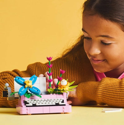 LEGO Creator 3-in-1 Typewriter with Flowers -31169