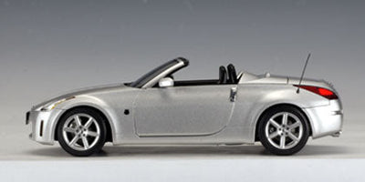Nissan 350 Z Roadster 1:18