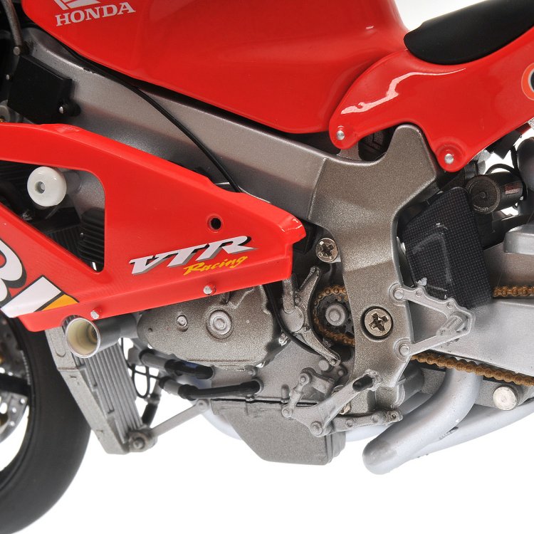 Honda Vtr 1000 - Valentino Rossi / Colin Edwards - Team Cabin Winner 8H Suzuka 2001 1:12