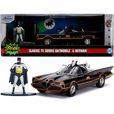 Batman 1966 Bat Mobile 1:32 With Figure Diecast