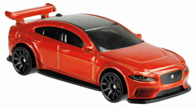 Hotwheels - Jaguar Xe Sv Project 8