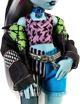 Monster High Frankie Stein Fashion Doll with Pet Watzie