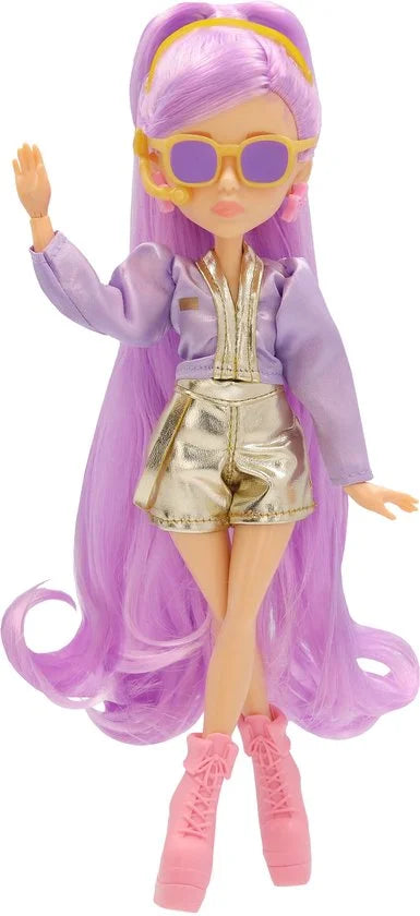 K-Pop Fashion Doll Nari Pop Star Dress Up Doll with Accessories