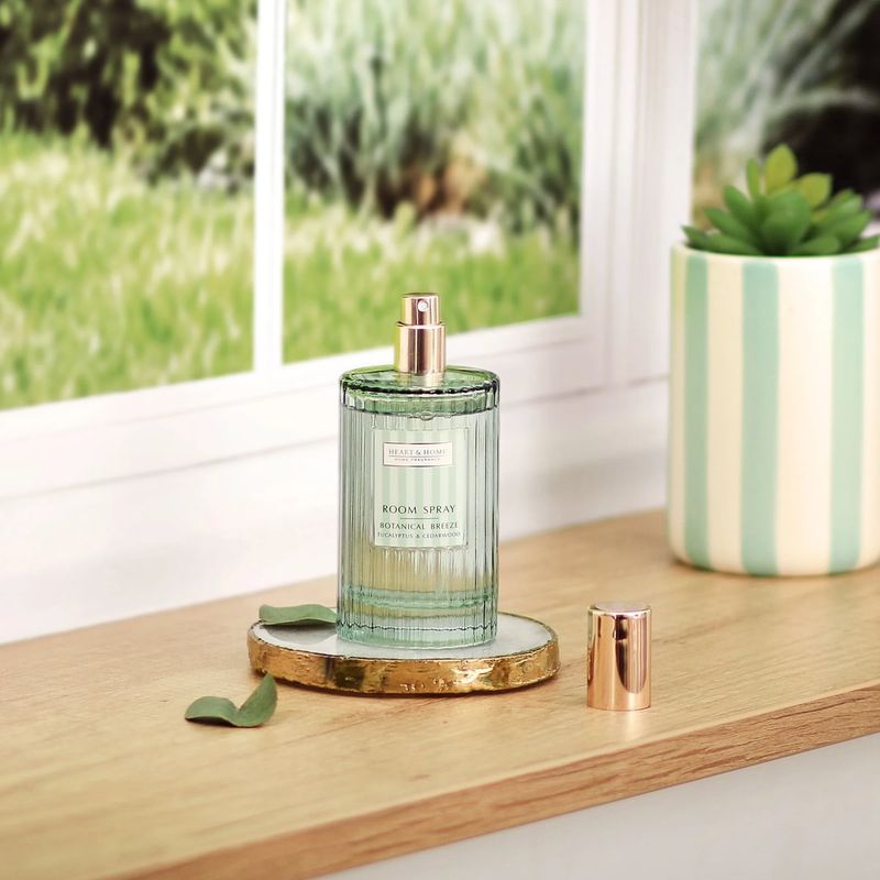 Heart & Home Room spray - Botanical Breeze Eucalyptus & cedarwood 90ml