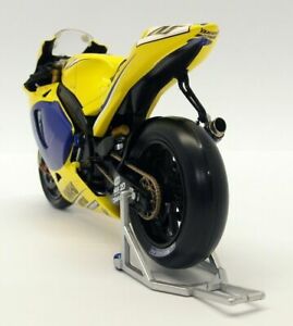 Yamaha Yzr-M1 - Valentino Rossi - Camel Yamaha Team - Motogp 2006 1:12