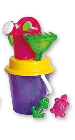 Beach bucket best sale with sprinkler